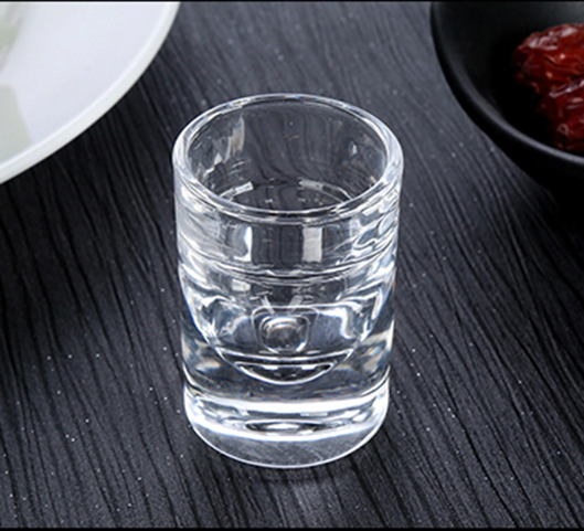 白酒杯場景圖